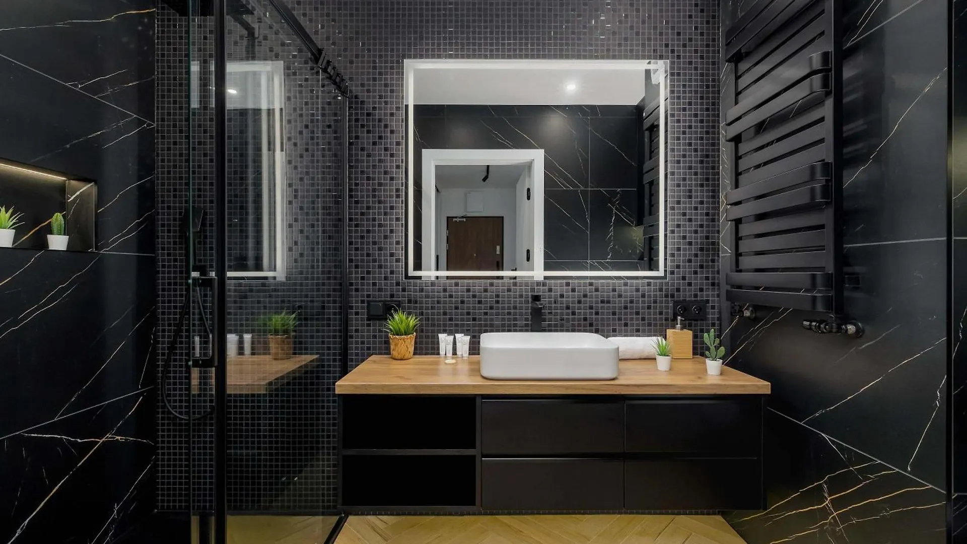 Luksusowy, Klimatyzowany Apartament W Krakowie Z Biurkiem I Parkingiem By Renters Prestige Apartment